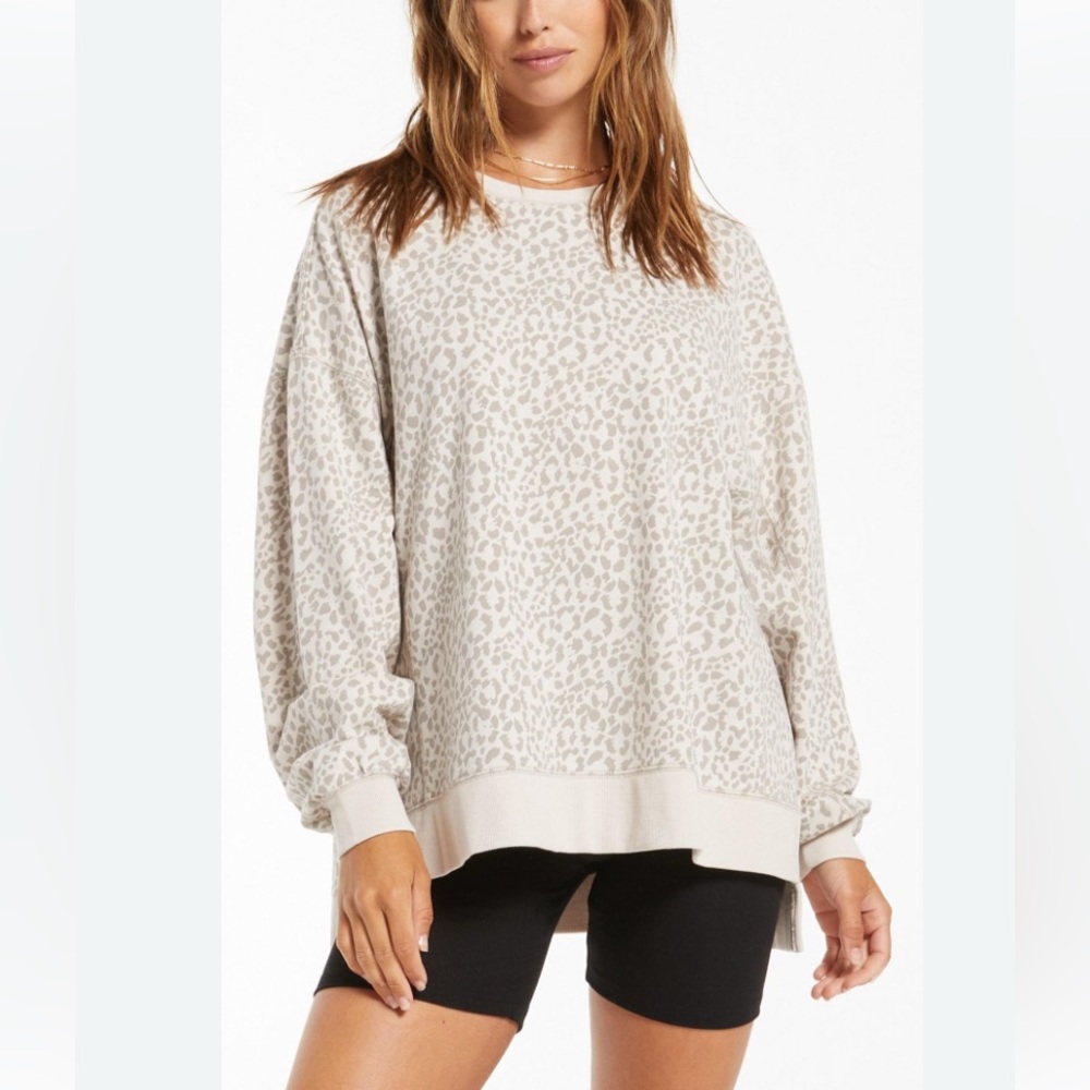 Z Supply Oversized Leopard Print Sweatshirt S Hi/Low Hem Lightweight Casual
